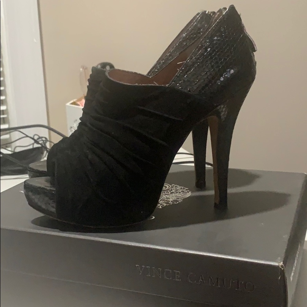 Vince Camino open toed booties